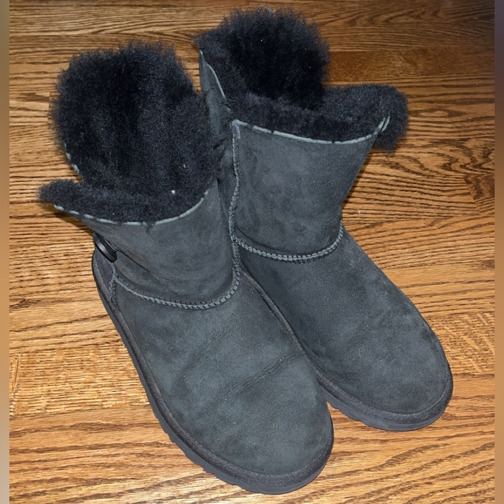Women’s Size 8 UGG Australia Black Boots